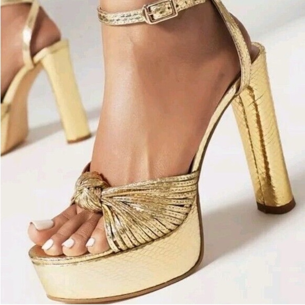 JESSICA SIMPSON-Women’s Immie Gold Metallic Embossed Platform Dress Sandals NWOB